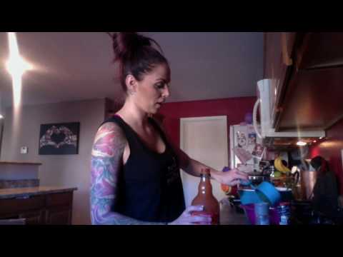 Buffalo Chicken Quinoa Bowls