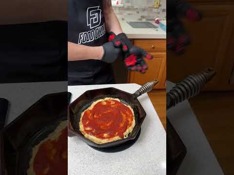 Delicious Ground Turkey Crust Pizza 🍕