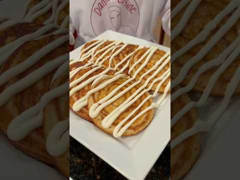 Cinnamon roll pancakes🥞☕️🍂 Some of the best pancakes you’ll have!