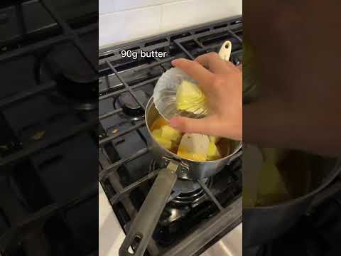 3 ingredients to homemade caramel sauce! Cozy season favourite ☺️