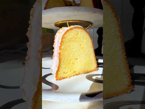 Ultimate Lemon Pound Cake at Grandbaby-Cakes.com