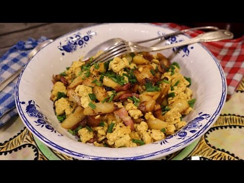 Scrambled Eggs with Potatoes and Bacon - Delicious French main course with easy difficulty. Perfect recipe converted from YouTube video to PDF format.