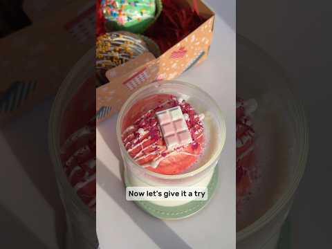 Make hot chocolate bombs for my husband’s coworkers~ 🎄🧋