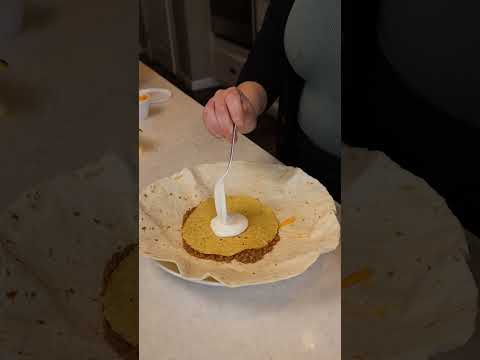 Homemade Crunchwrap Supreme (Taco Bell Dupe)