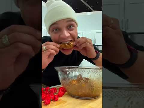 Eating Wings made by Nick.Digiovanni w Spicyycam_