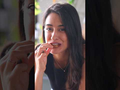 Viral smashed potato salad