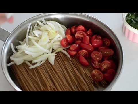 One Pot Vegan Creamy Tomato Basil Pasta