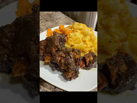 THE BEST PRESSURE COOKER OXTAILS EVER!!!