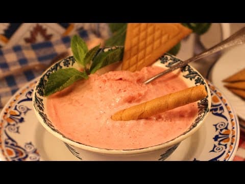 Glace à la fraise maison - Delicious Française dessert with easy difficulty. Perfect recipe converted from YouTube video to PDF format.