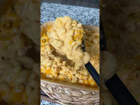 The CHEESIEST Smoked Mac & Cheese