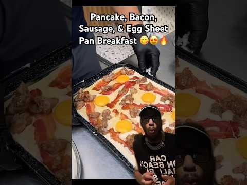 Pancake Sheet Pan Breakfast😋