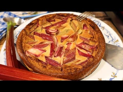 Clafoutis à la rhubarbe et amande