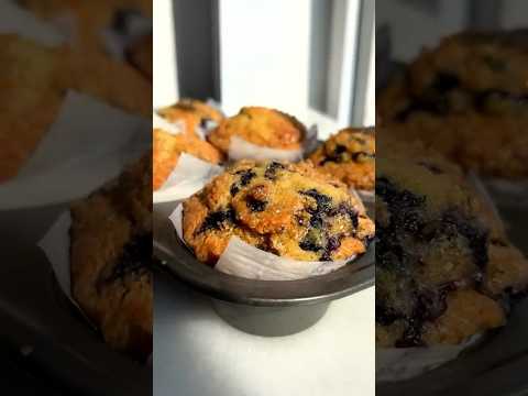 Blueberry Muffins with Lemon Ginger Sugar Topping