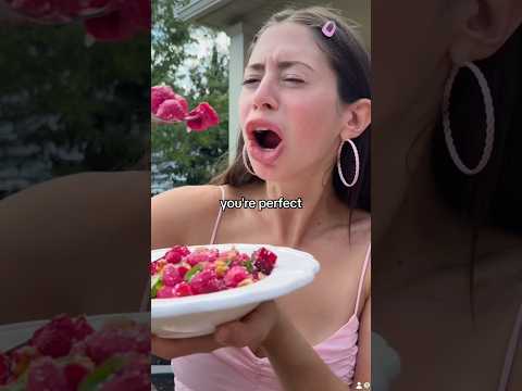 Whats for lunch? PINK PASTA 🩷‼️ Beets, goat cheese, and walnuts