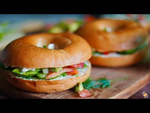 Smoked Salmon, Avocado, Cream Cheese 🥯 Bagel