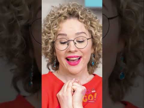 HOW TO MAKE PANCAKES WITH A KETCHUP BOTTLE!!