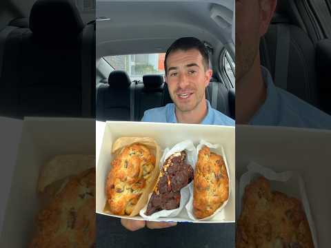 Levain Bakery in LA?!