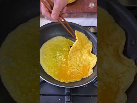 How to make tamagoyaki at home! 😲