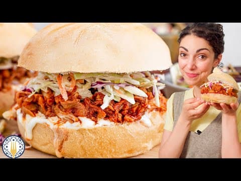 Vegan BBQ Pulled Jackfruit Sandwich!