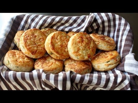 Irish Cheddar Spring Onion Biscuits - Savory Cheddar Green Onion Biscuit Recipe