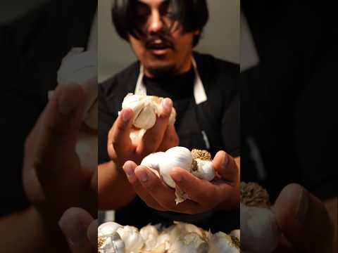 How to peel GARLIC for when you have a garlic party.
