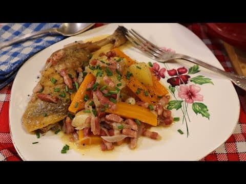 Ragoût de pintade aux lardons, oignons et légumes - Delicious Française main course with easy difficulty. Perfect recipe converted from YouTube video to PDF format.