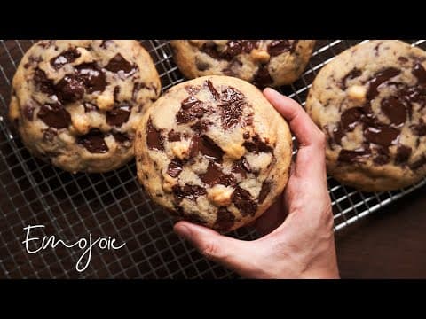 The Best Soft Chocolate Chip Cookies Recipe