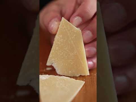 Parmesan Rind Crisps