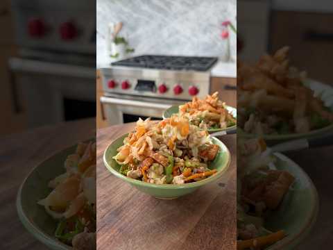 Egg roll bowl with wonton crisps✨