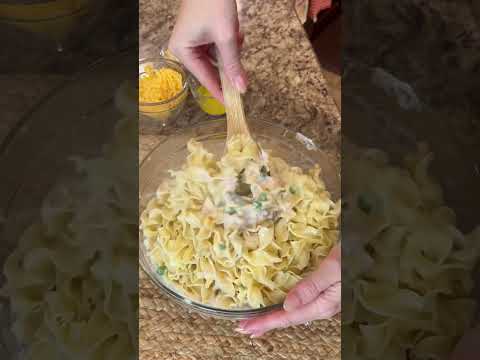Old Fashioned Tuna Noodle Casserole RECIPE on dinnerin321.com