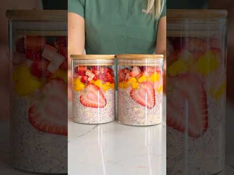 Overnight Oats with Mango and Strawberries
