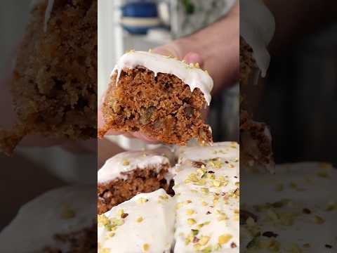 Vegan Carrot Cake (super moist)