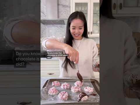 How to make strawberry yogurt bites