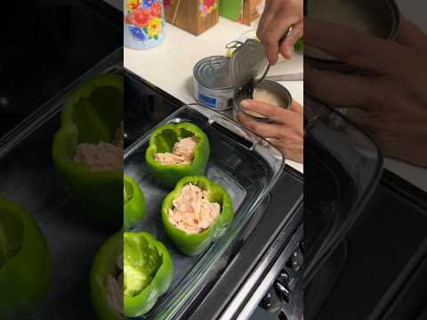 Momma makes stuffed peppers! Full video on our page 😅