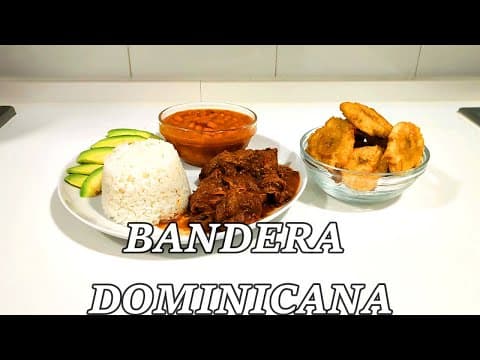 Carne Guisada con Habichuelas, Arroz Blanco y Tostones (Plato La Bandera Dominicana)