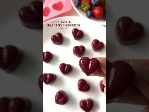 Healthy berry gummies - a fun dessert idea😋
