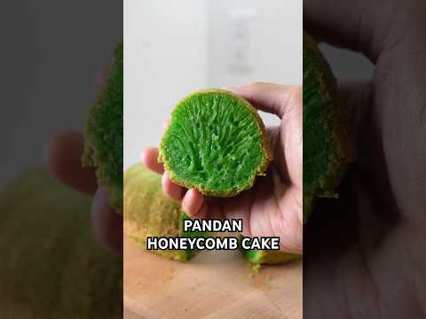 HONEYCOMB CAKE is in your chewy mochi dreams 🍯