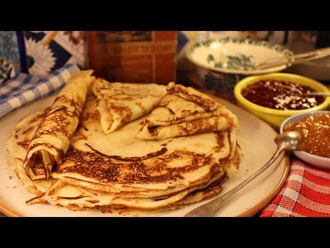 Les CRÊPES LÉGÈRES DE GINETTE MATHIOT une recette oubliée des années 1940 sur Gourmandises TV