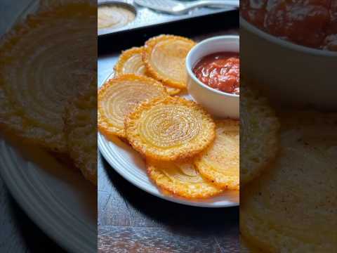 Cheddar Onion Ring Chips