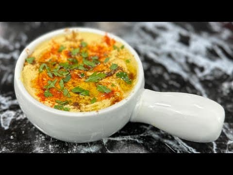 Creamy homemade hummus