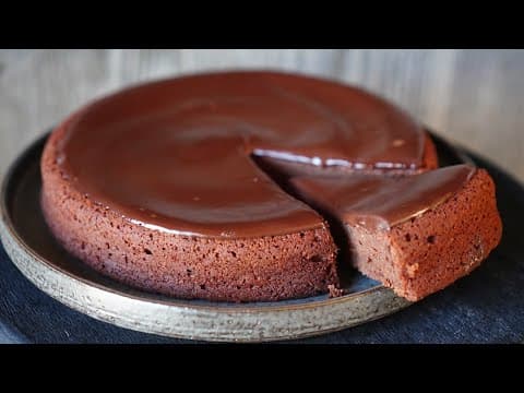 Moist chocolate and banana cake without butter or eggs - Delicious French dessert with medium difficulty. Perfect recipe converted from YouTube video to PDF format.