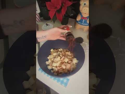 Viral TikTok Recipe! Parmesan Garlic Chicken and Potato Skillet Recipe 😋