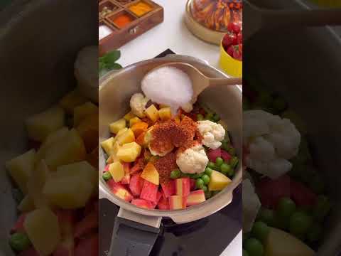 Pav Bhaji in Pressure Cooker