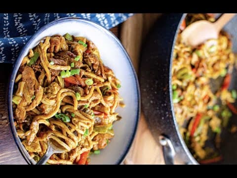 Stir‑Fried Chicken and Vegetable Noodles