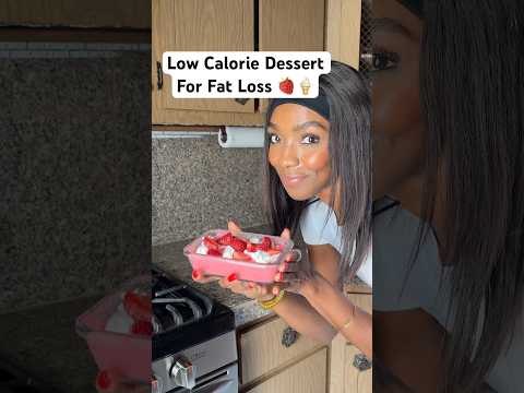 5 Ingredient Strawberry Yogurt Jello Bowl For Fat Loss