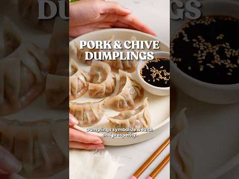 These homemade Pork & Chive Dumplings 🤤