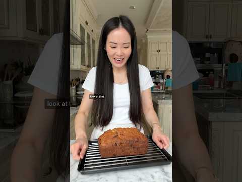 The BEST banana bread recipe!