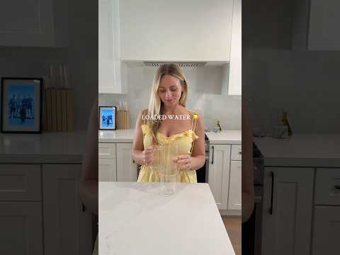 Let’s make a loaded water 🫶🏼🍋