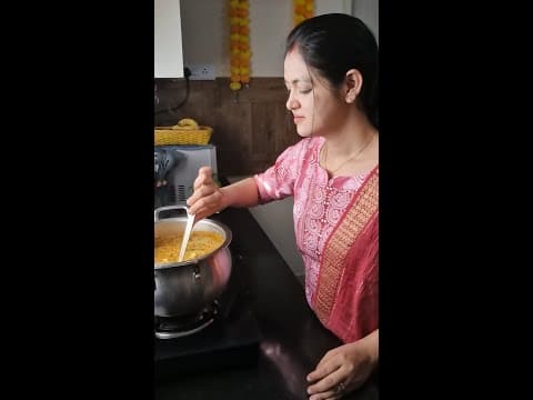 आज बनाई मैंने भगोना भर कर प्रसाद वाली खिचड़ी