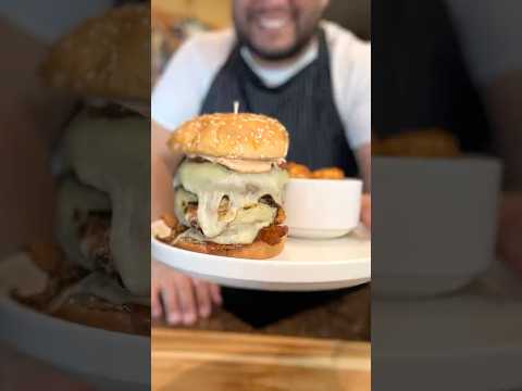 Ultimate Cheeseburger